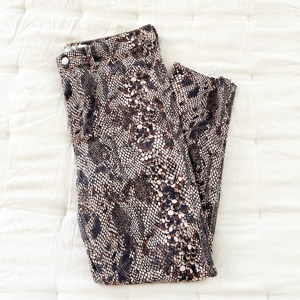 We the free free people skinny snake print jeans raw hem size 31